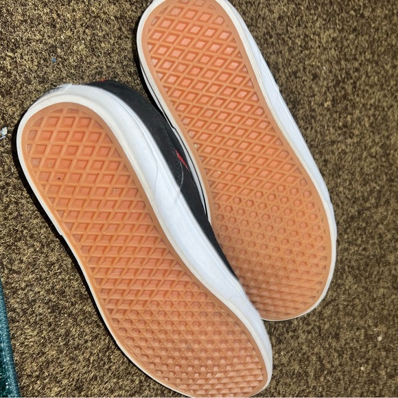 New vans sizes 12 - Picture 4 of 4